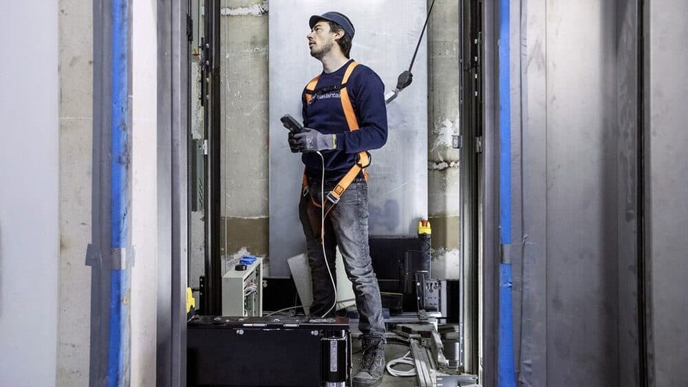 Investing in WeMaitain, an elevator pitch